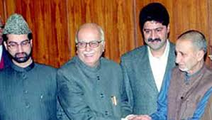 If Hurriyat leaders are 'evil', why did Advani meet them in 2004