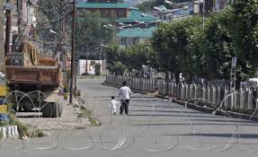 Shutdown hits life in Kashmir Valley