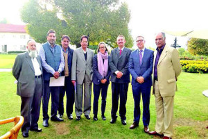 Kashmir Inc invites Canada to invest in JK power sector