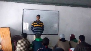 Bandipora IITian turns teacher for students of native village