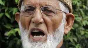Protest After Friday Prayers against Pulwama ‘Martyrs Memorial’; Geelani