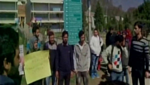 JNU row escalates; Kashmir University erupts with pro-Kanhaiya Kumar, 'azaadi' slogans