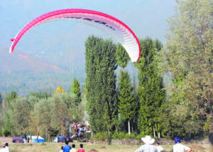 Paragliding banned near defence areas - IAF Plea