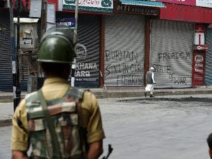 No signs of resumption of business activity in Kashmir