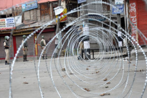 Curfew lifted from entire Kashmir - Div Com