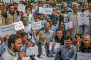 To address Kashmir Crisis, Oppn to talk in one voice