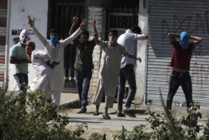 youth-dies-during-clashes-in-budgam-30-more-injured-in-fresh-clashes-across-kashmir
