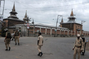 curfew-in-parts-of-srinagar-shutdown-continues-across-kashmir-for-127th-consecutive-day