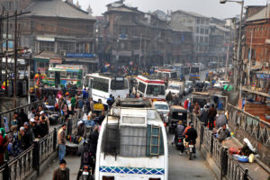 valley-markets-abuzz-with-activity-for-second-day-dont-mistake-it-for-normalcy-separatists