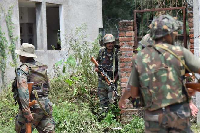 One policeman martyred as terrorists opened fire at guard post outside BJP leader Anwar Ahmad residence in Nowgam, Jammu and Kashmir. 