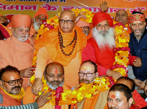 Hundreds take oath for genocide of Muslims at event organised by Dharma Sansad in Haridwar