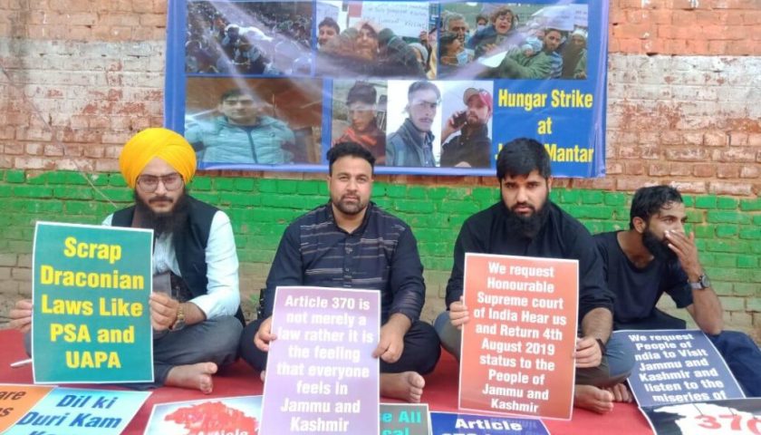 Restoration of Article 370: Kashmiri activists begin hunger strike at Jantar Mantar