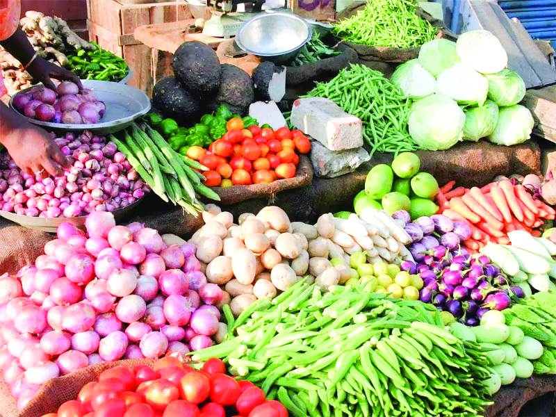 Skyrocketing poultry, vegetable prices leave consumers in lurch