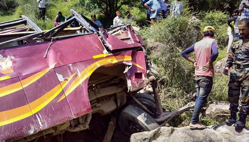 Tragedy Strikes in Rajouri as Mini-Bus Plunges into Gorge, Killing 3 and Injuring 16