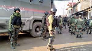 Militants strike in Sopore killing 2 Security Personnel & 2 Civilians