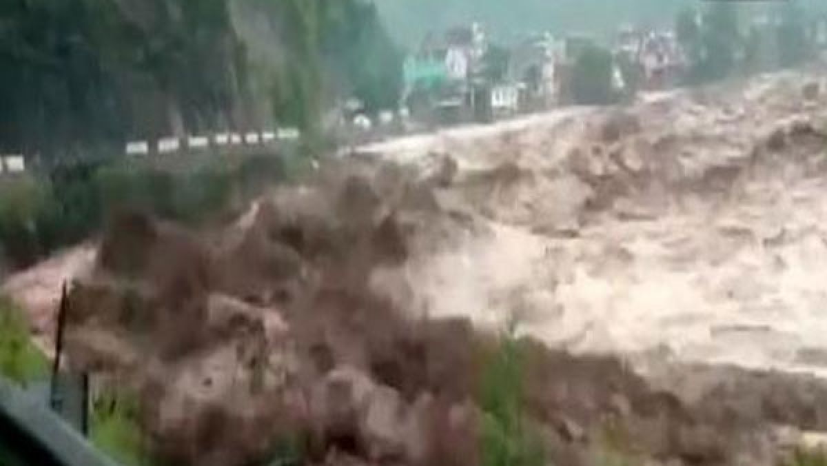 5 Killed, Over 25 missing in cloudburst in Paddar area in Kishtwar