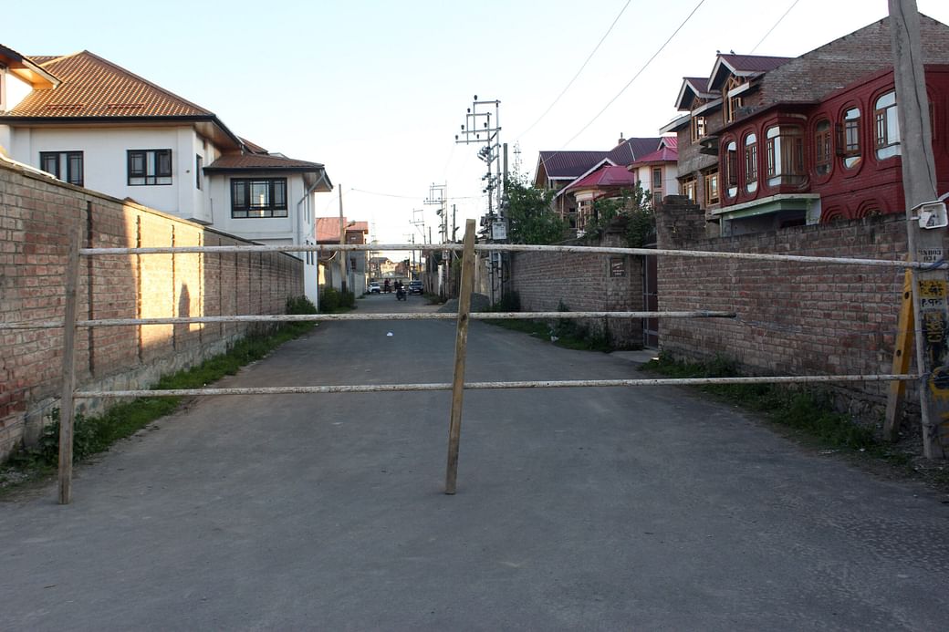 COVID Showing Steady Rise in Kashmir; Five more Srinagar areas declared containment zones