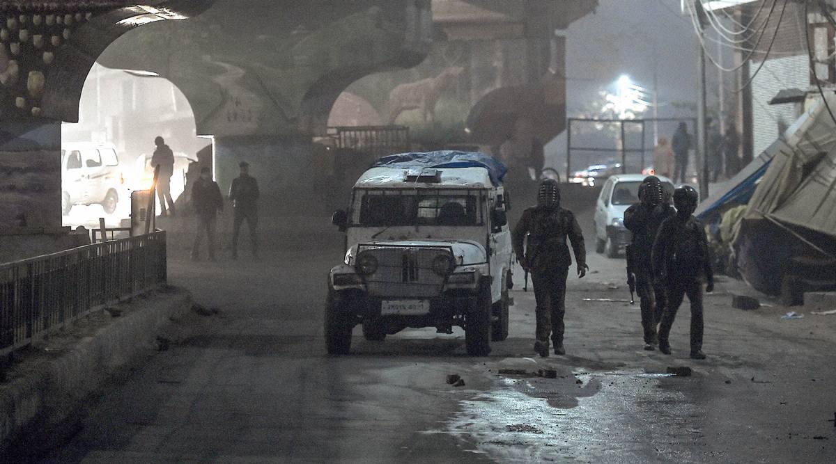 Rambagh Killing: Amid Shutdown, Mobile internet suspended in old city