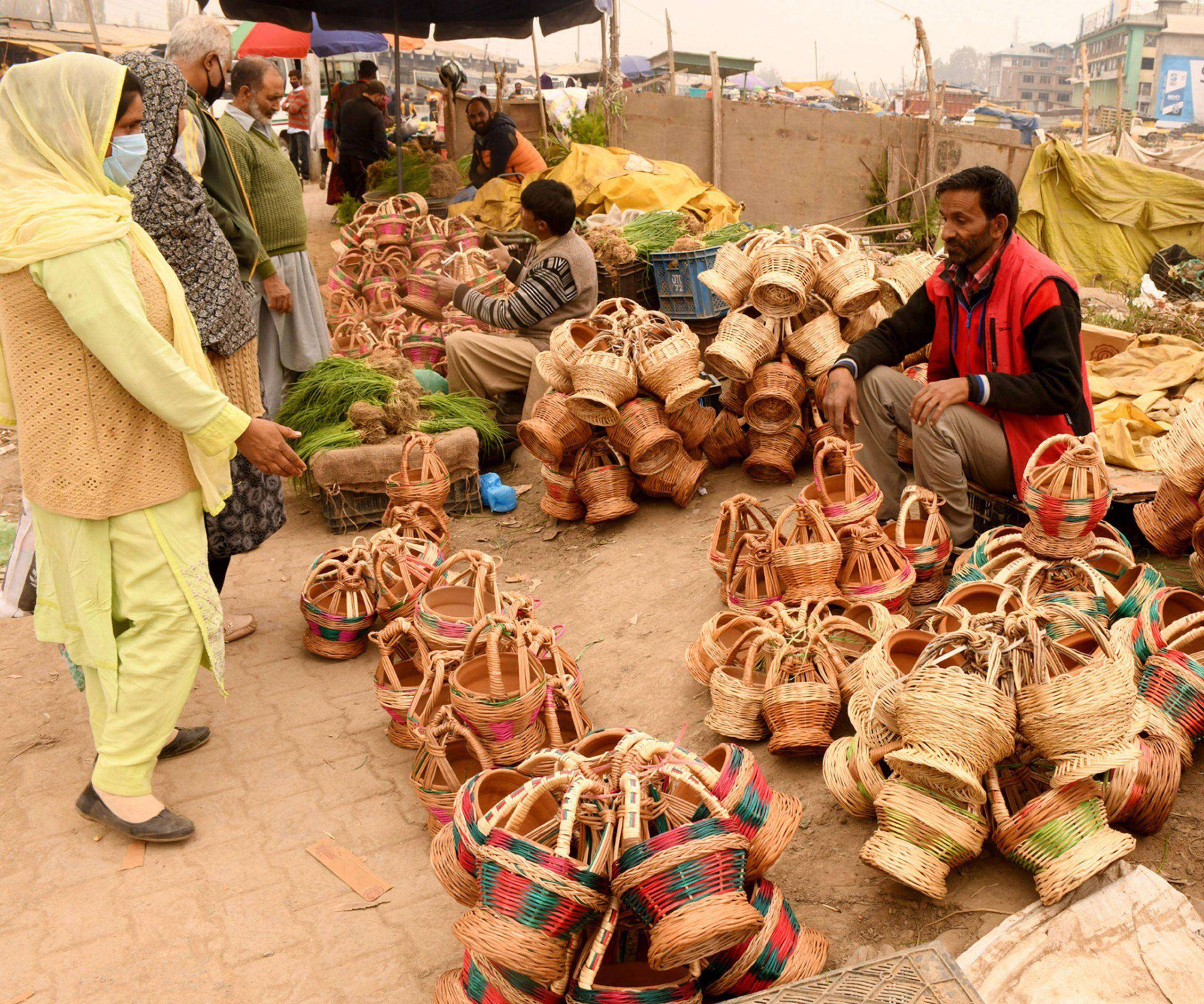 Shivering in major power outages, Kashmir spurs Kangri sales