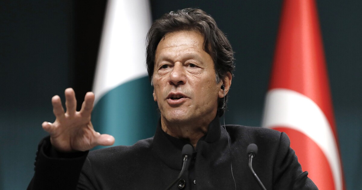South Asia hostage to 'Kashmir Issue', India mistook peace overtures for weakness: Imran Khan