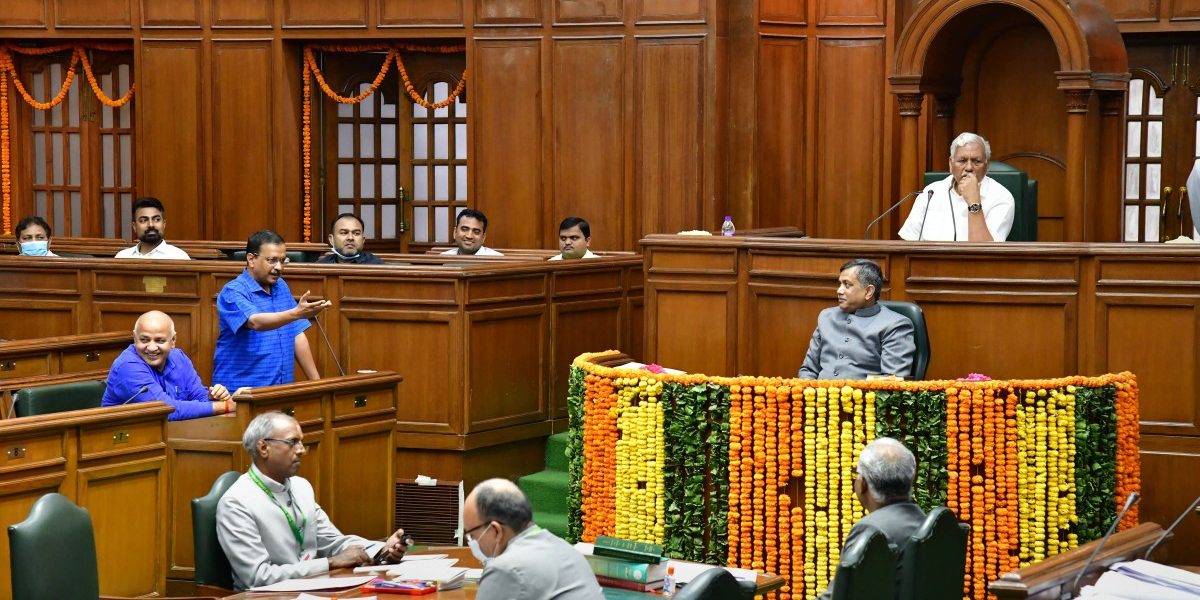 Modi Selling Kashmiri Pandit's Suffering; Arvind Kejriwal Rips into BJP For promoting 'The Kashmir Files'