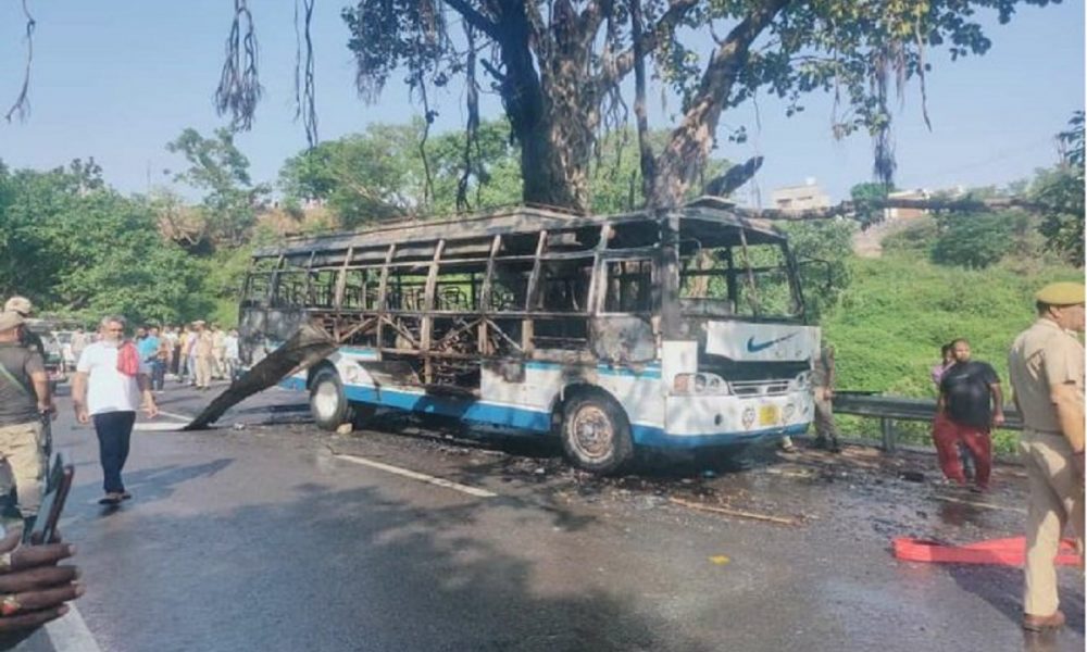4 Dead, 22 Injured after bus catches fire near Katra