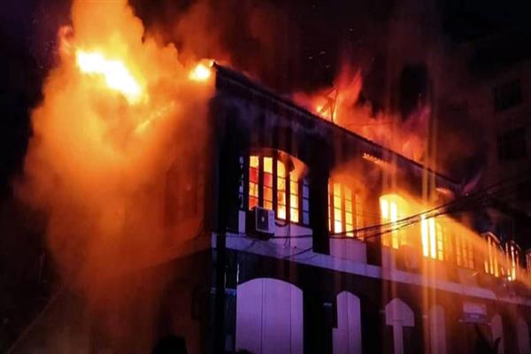 'Immediately' do fire safety audit of all govt buildings: Admin