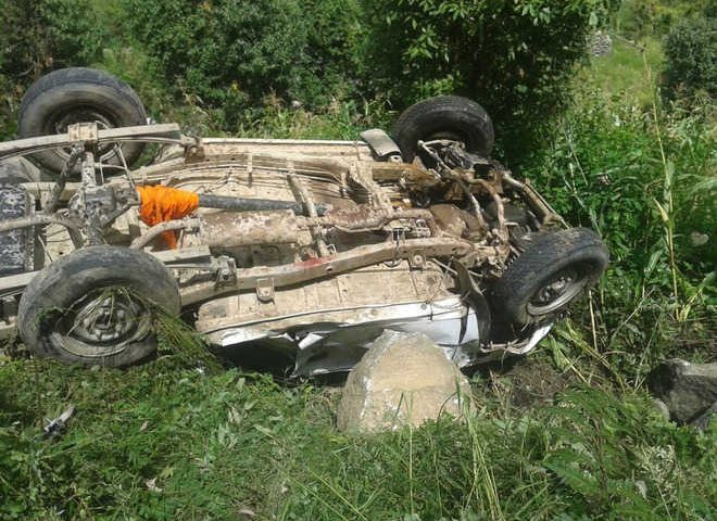 Nine dead after cab falls into gorge on Srinagar-Kargil highway