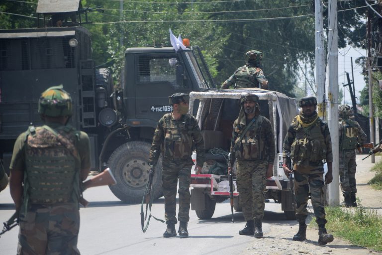 Two migrant labourers attacked by terrorists in Anantnag