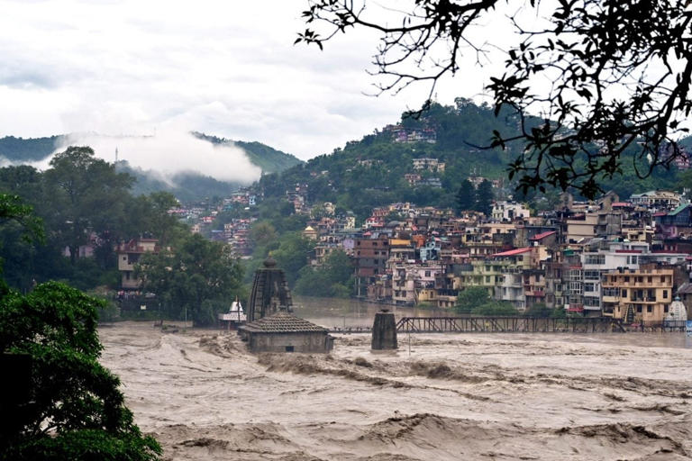 Himachal Pradesh Devastated by Floods: 20 Dead in 48 Hours; Delhi on High Alert as Yamuna River Water Level Hits 45-Year Record