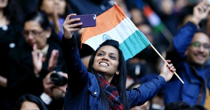 Selfies with National Flag become a Must for Govt Officials on Independence Day
