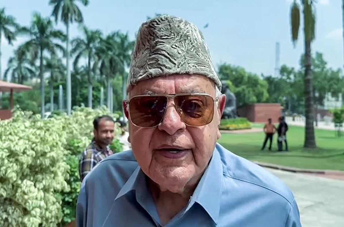 Kashmir Issue: Farooq Abdullah says India, Pakistan must hold talks with 'Open Mind'