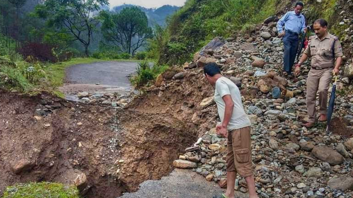 Tragic Landslide Claims Lives of Five Kedarnath Pilgrims in Uttarakhand