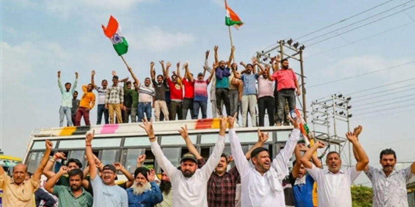 J&K Transport Association's Strike brings Jammu to Partial Standstill
