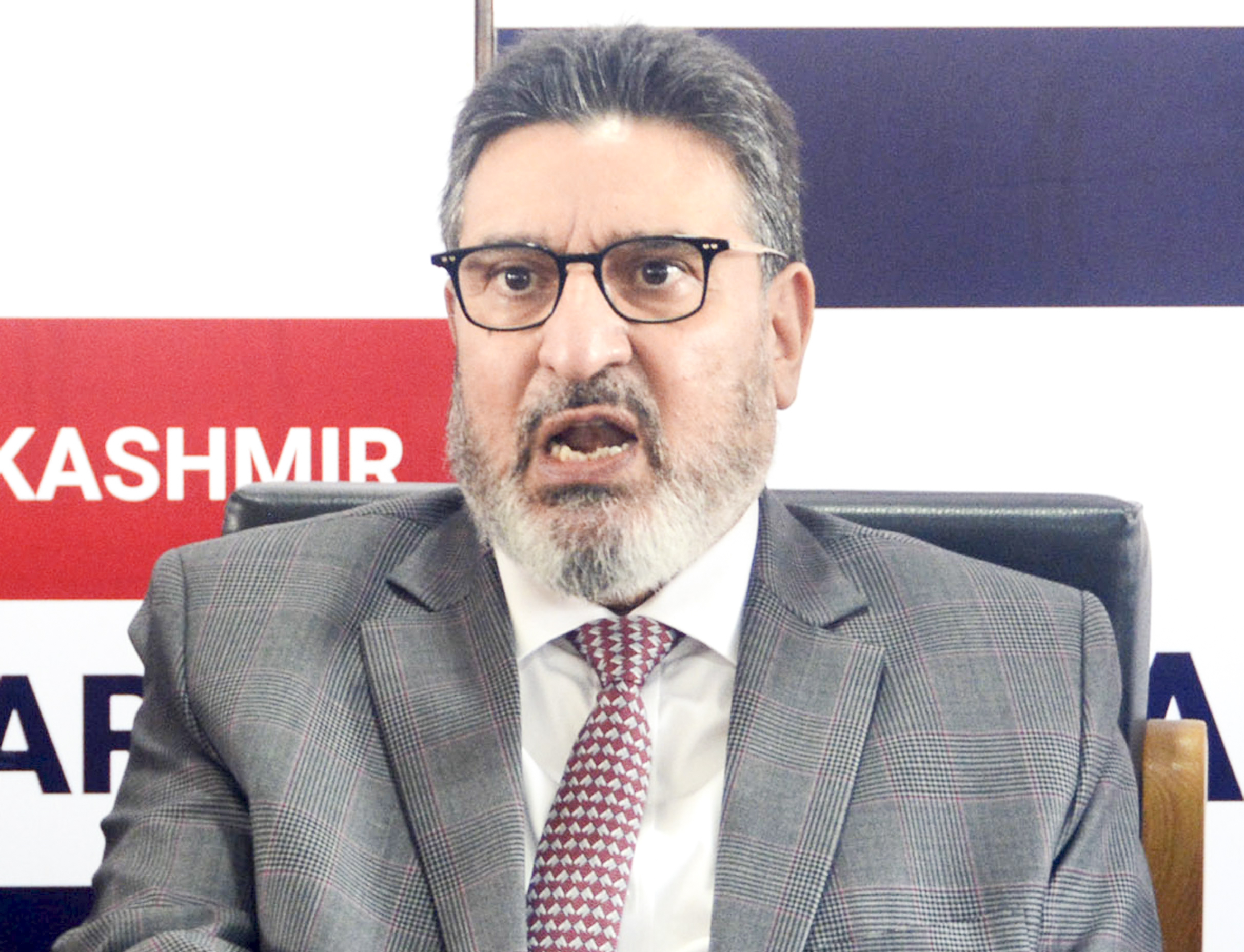 Bukhari appeals to Hurriyat, Jamaat Members to Join Apni Party if they believe in India's Sovereignty