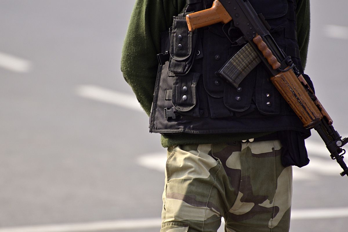 Fratricide incident at LoC: Major fires on fellow officers, 3 injured