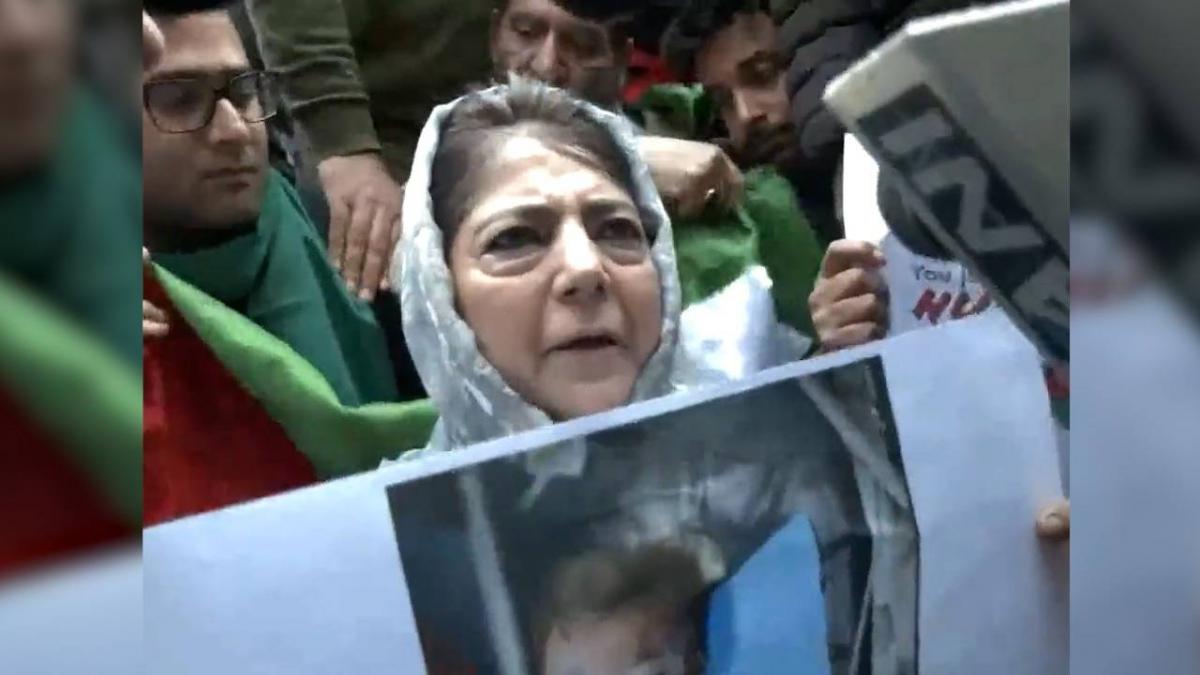 Mehbooba Mufti draws parallel between Kashmir and Palestine, Condemns Israel's Offensive