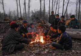 Kashmir Remains in Grip of Frigid Temperatures: Unrelenting Cold Wave Sweeps the Region
