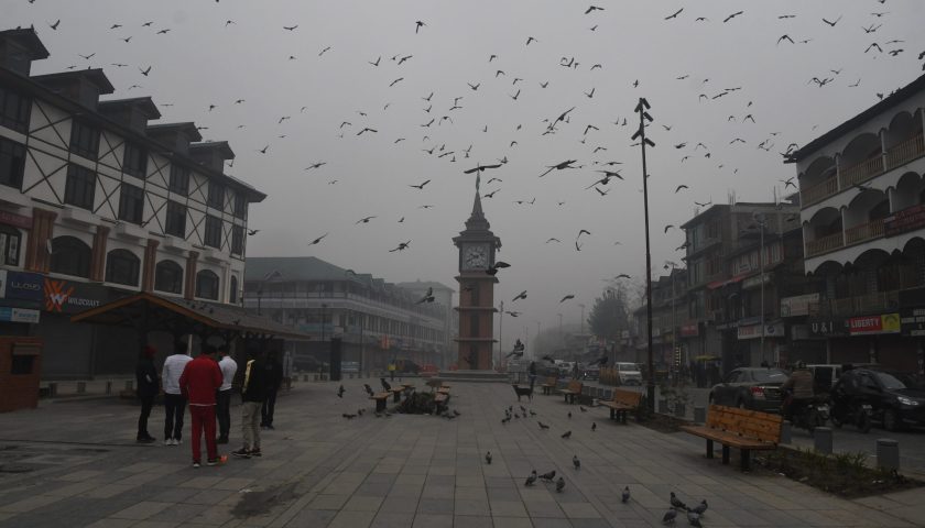 Divine Plea for Powder: Snowless Kashmir Turns to Faith as Cold Tightens Grip