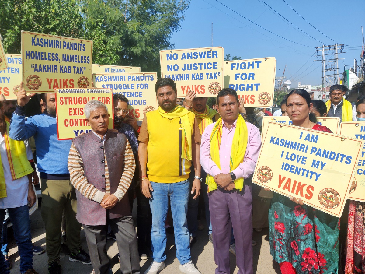 Kashmiri Pandits Seek Immediate Rehabilitation, Push for Encroachment Removal in Plea to LG