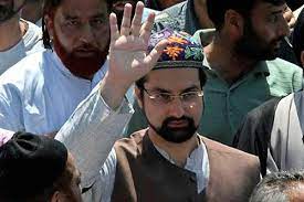 Hurriyat Leader Farooq Demands End to "Arbitrary Detention Cycle"