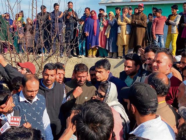 Mehbooba Mufti Calls for Railway Track Realignment in Shopian