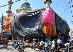 Tarpaulin Turbans for Mosques: A Colorful Controversy in UP