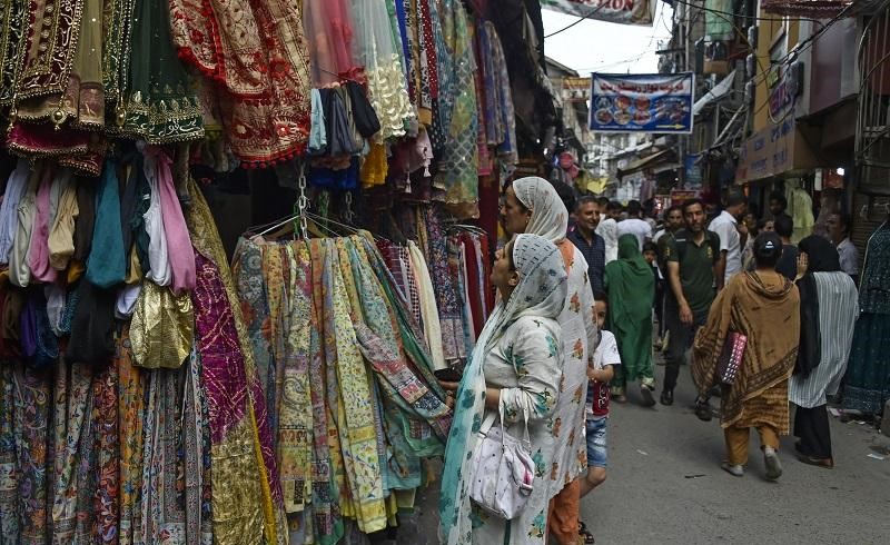 KTMF's Eid Appeal: Skip Online Giants, Support Local Kashmiri Businesses!