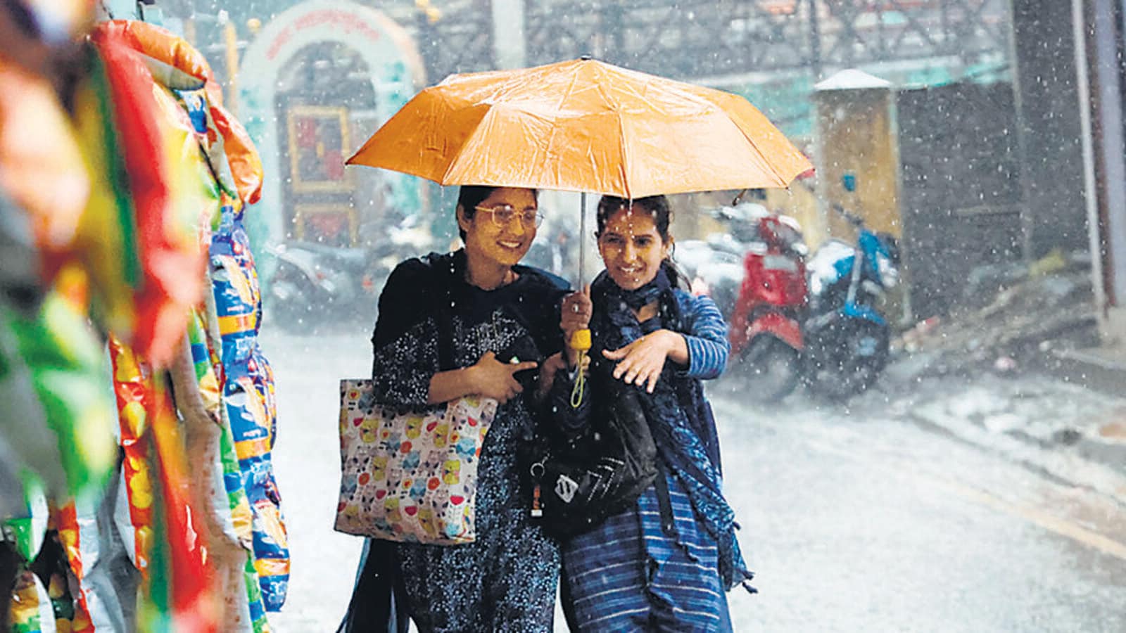 Monsoon arrives in J&K, Rain to intensity from July 2