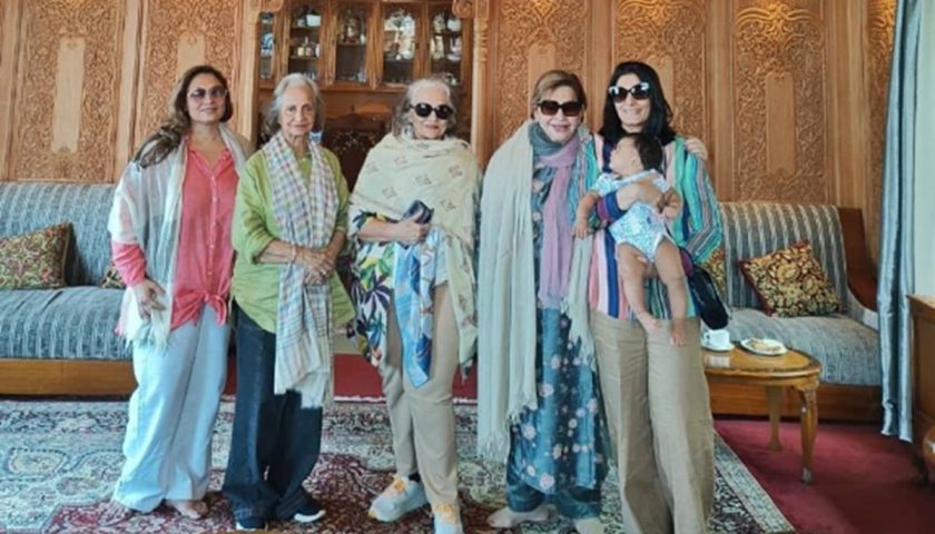 Yesteryear Divas Asha Parekh, Waheeda Rehman, and Helen Grace Kashmir with Their Presence