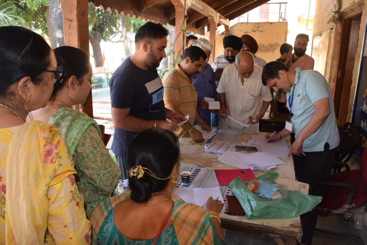 Kashmiri Pandit Voters Stand Firm: BJP-Backed Candidates Get Their Support