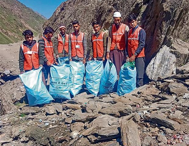 Amarnath Yatra Goes Green: 600+ Workers Aim for ‘Zero-Landfill’