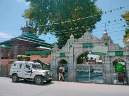 Ban on Martyrs’ Day Tributes at Mazar-e-Shuhada Draws Political Ire
