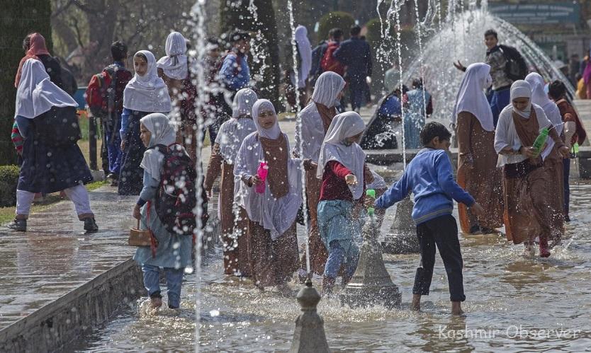 J&K Schools Stay Open Amid Scorching Temperatures